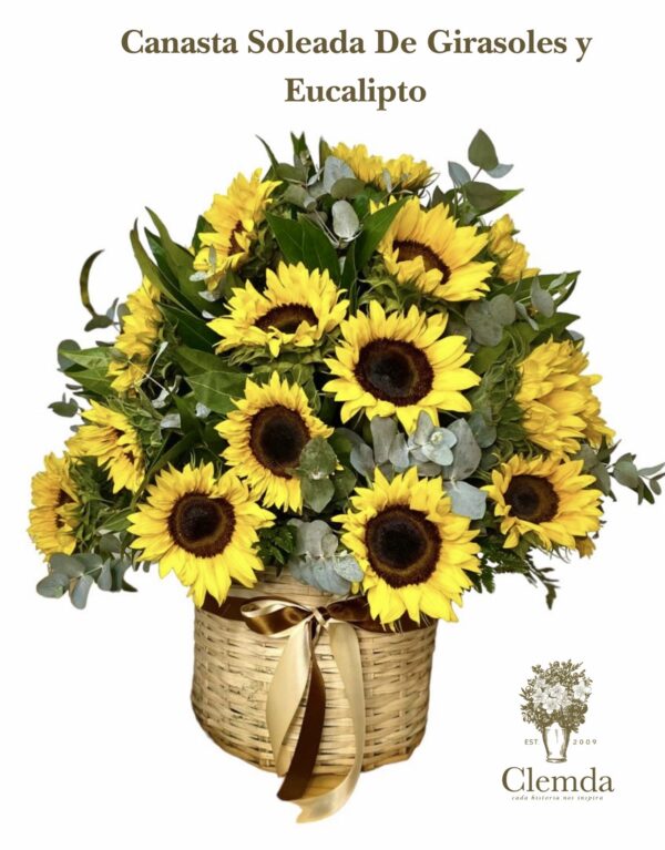 Canasta Soleada de Girasoles y Eucalipto